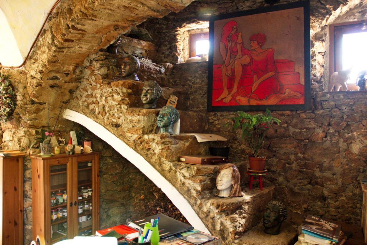 Le Petit Chateau Vezzi Portio Esterno foto