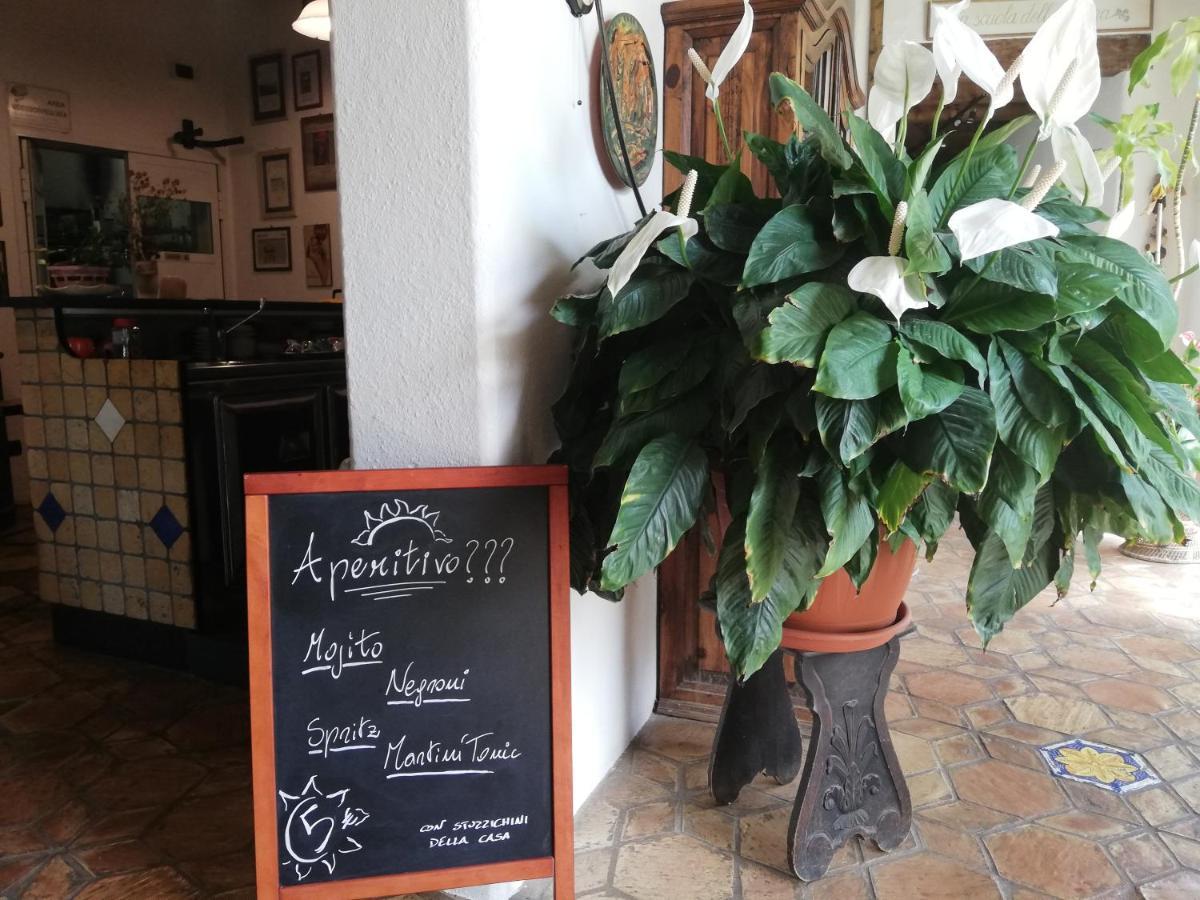 Le Petit Chateau Vezzi Portio Esterno foto