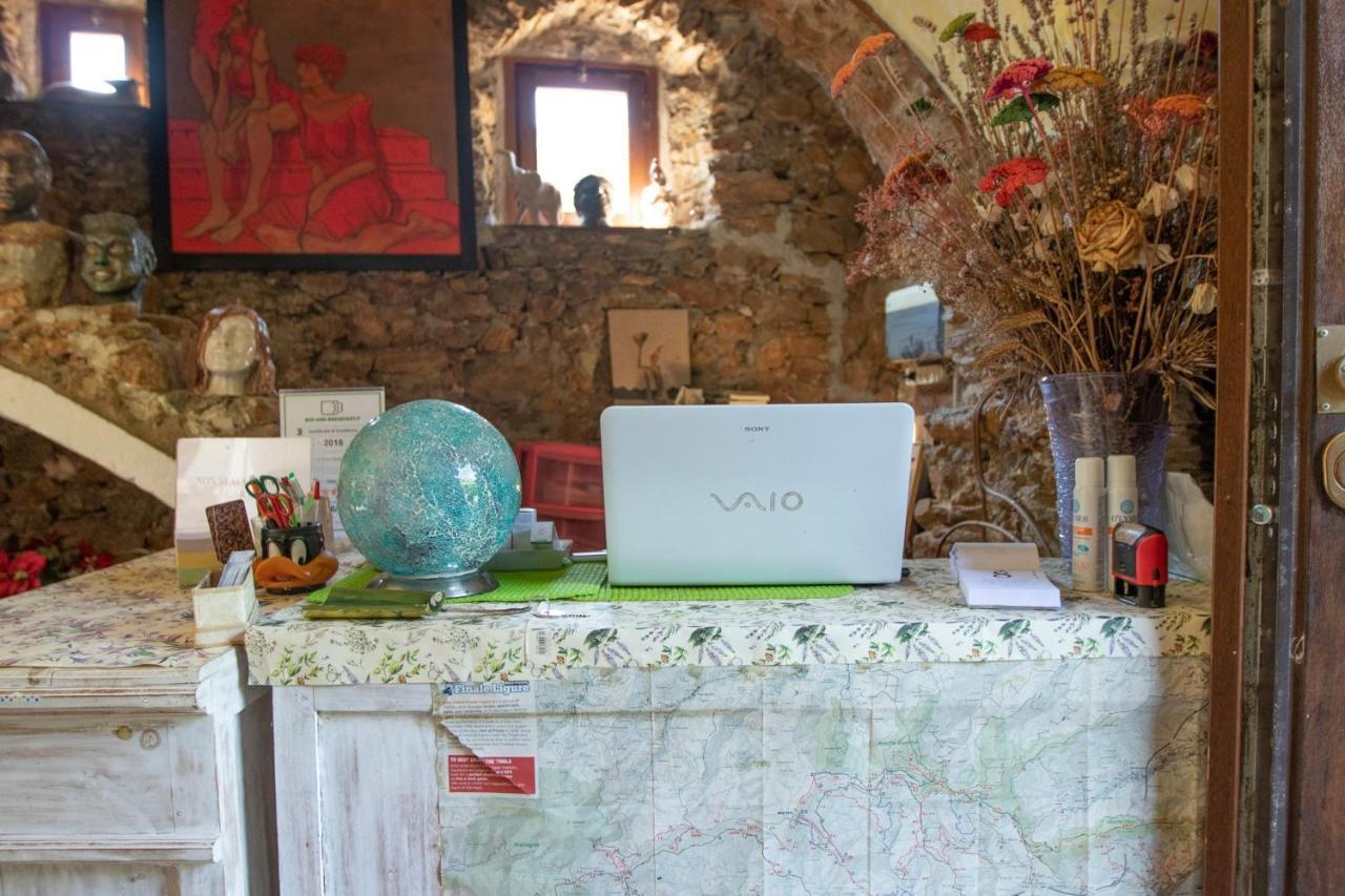 Le Petit Chateau Vezzi Portio Esterno foto