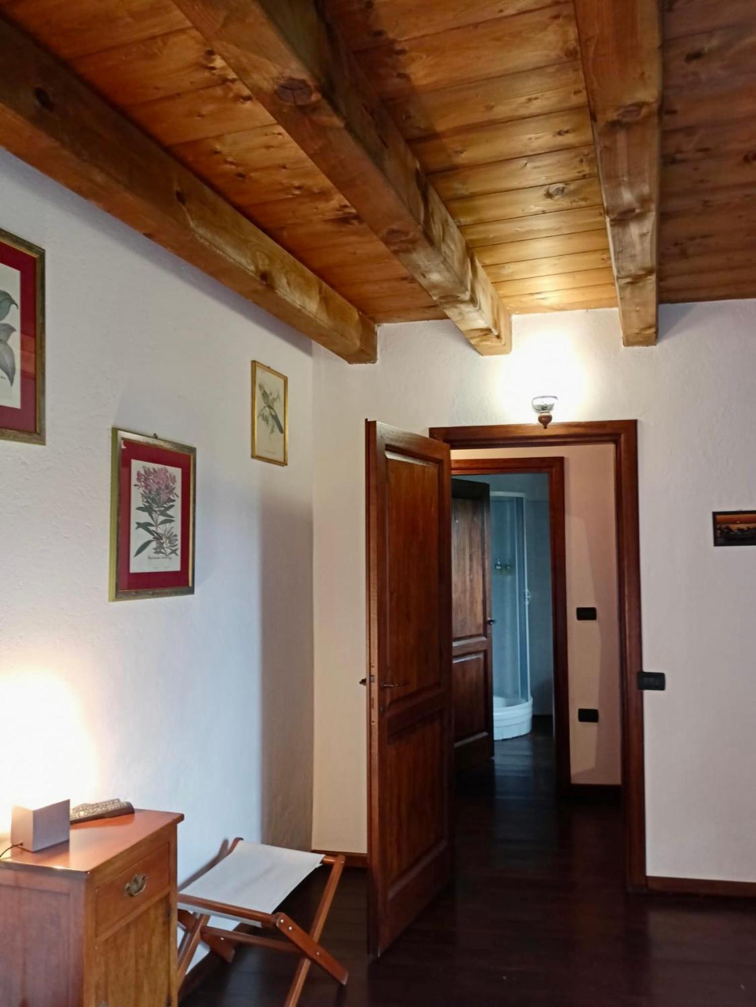 Le Petit Chateau Vezzi Portio Esterno foto
