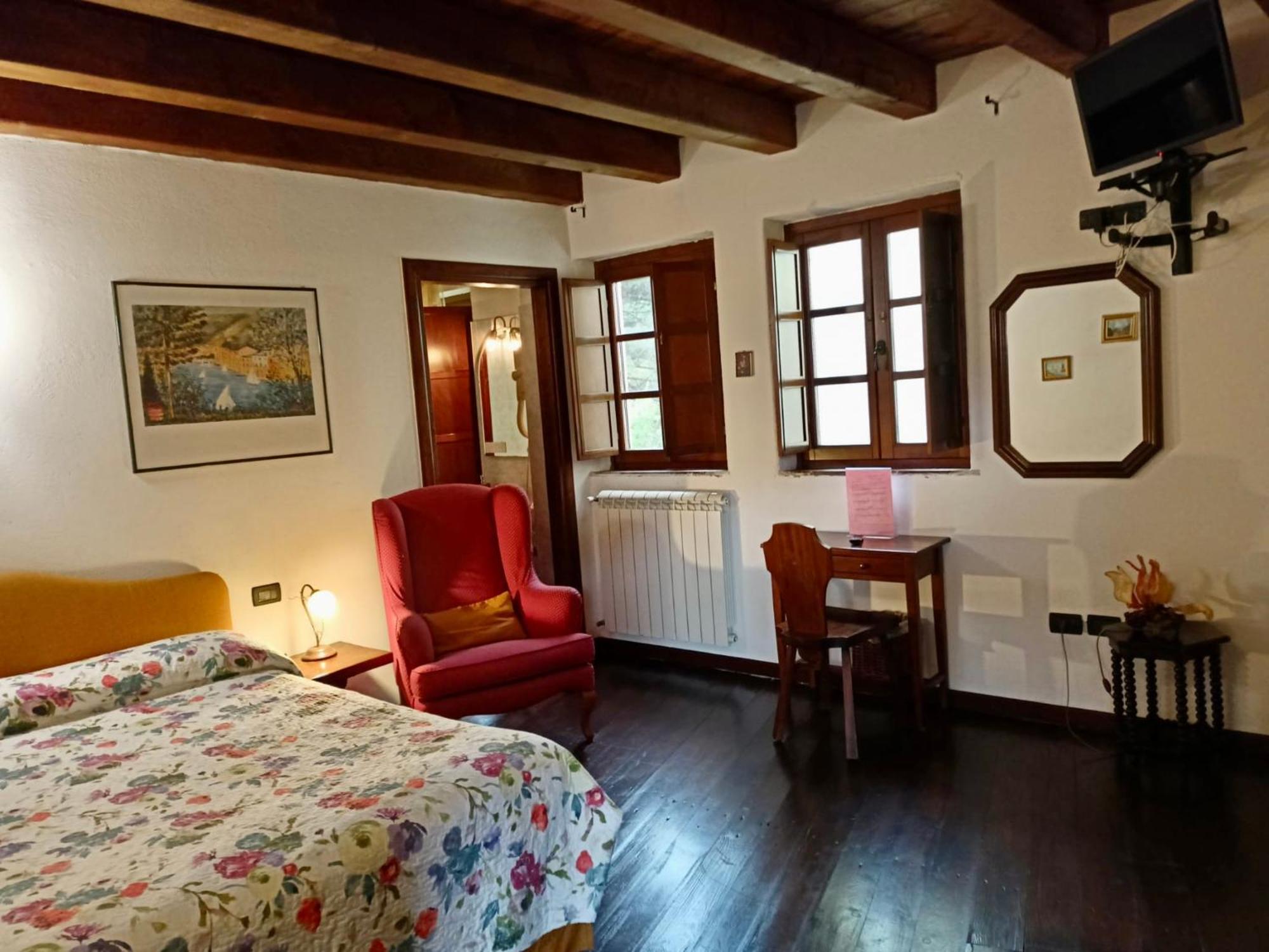 Le Petit Chateau Vezzi Portio Esterno foto